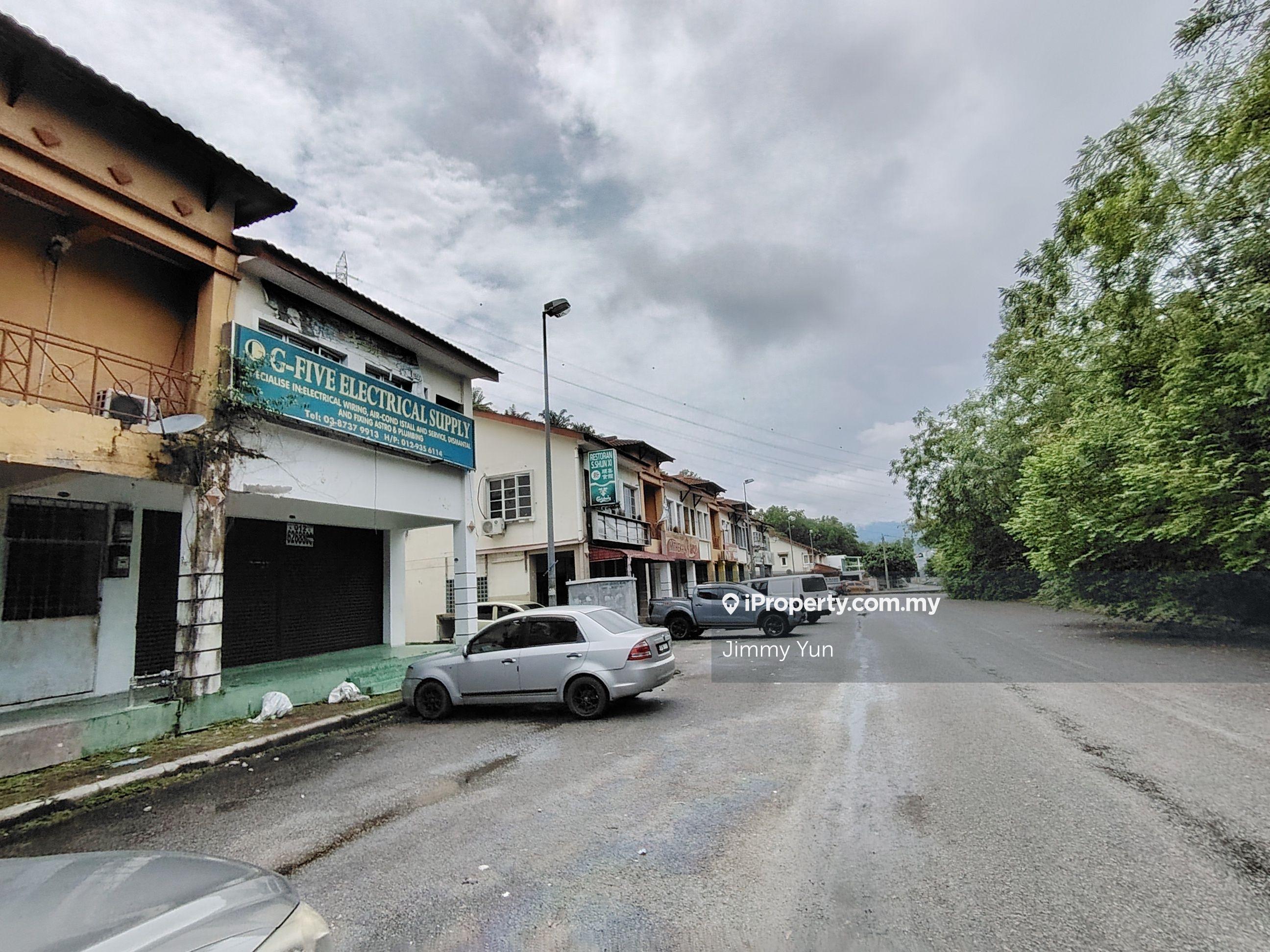 2 Storey shop at Bandar Sunway semenyih