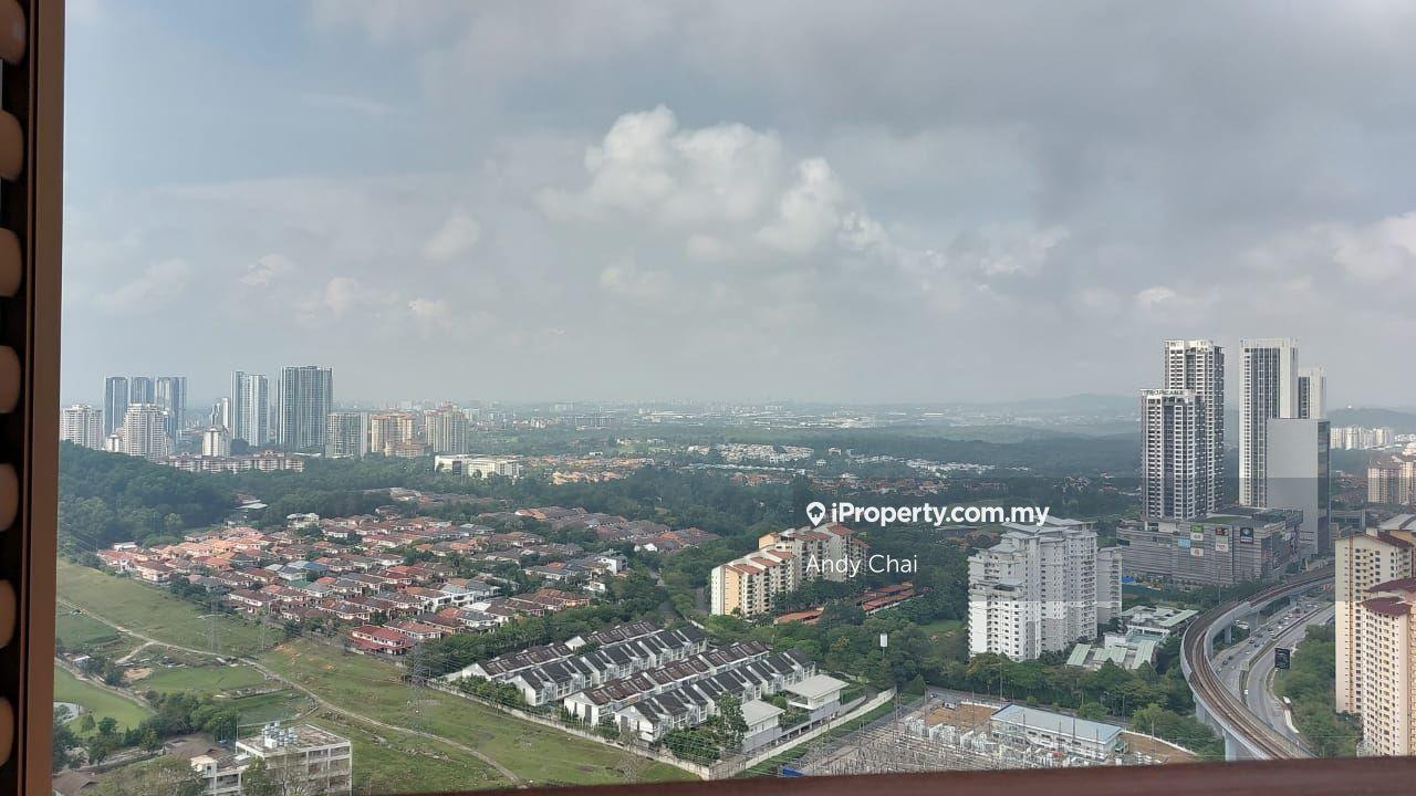9 Bukit Utama Condominium, Bandar Utama