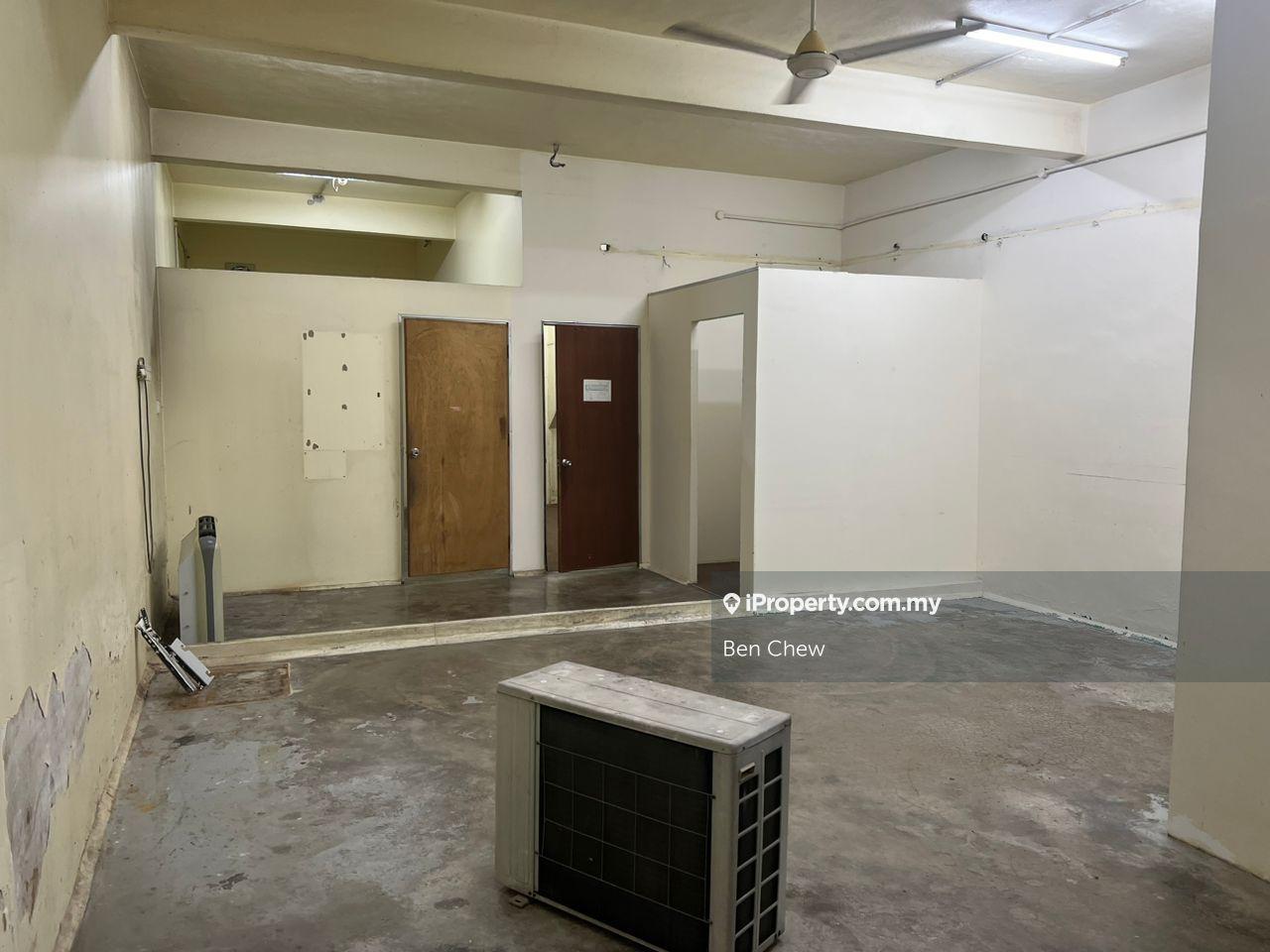 Puchong Intan Shop For Rent