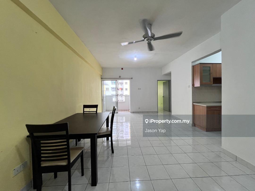 Walking Distance to MRT
