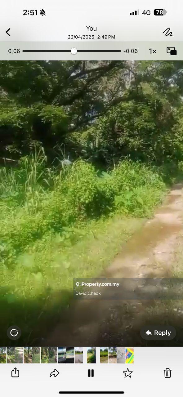 Seremban//mambau//Road side//Near industrial area//2.1acres