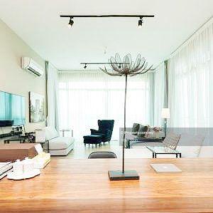 The Light Collection 2 Corner 2100sqft Reno Partial Seaview Gelugor