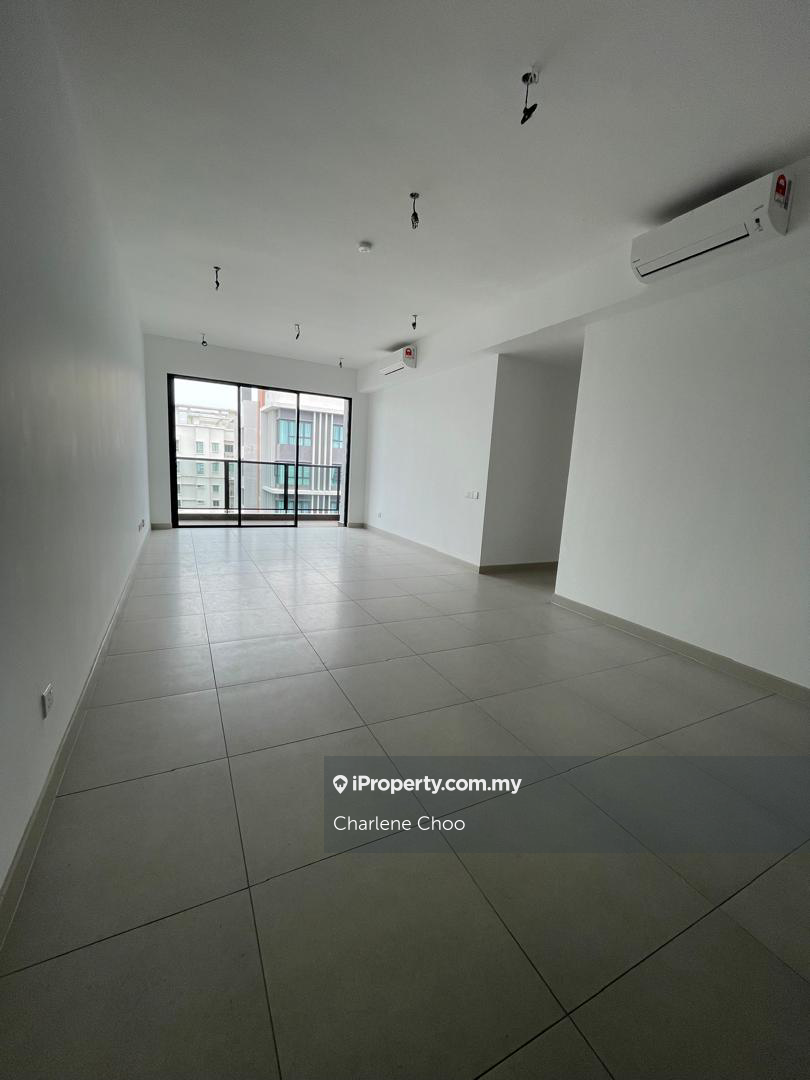 Brand new unit with 3 plus 1 bedrooms for sale 