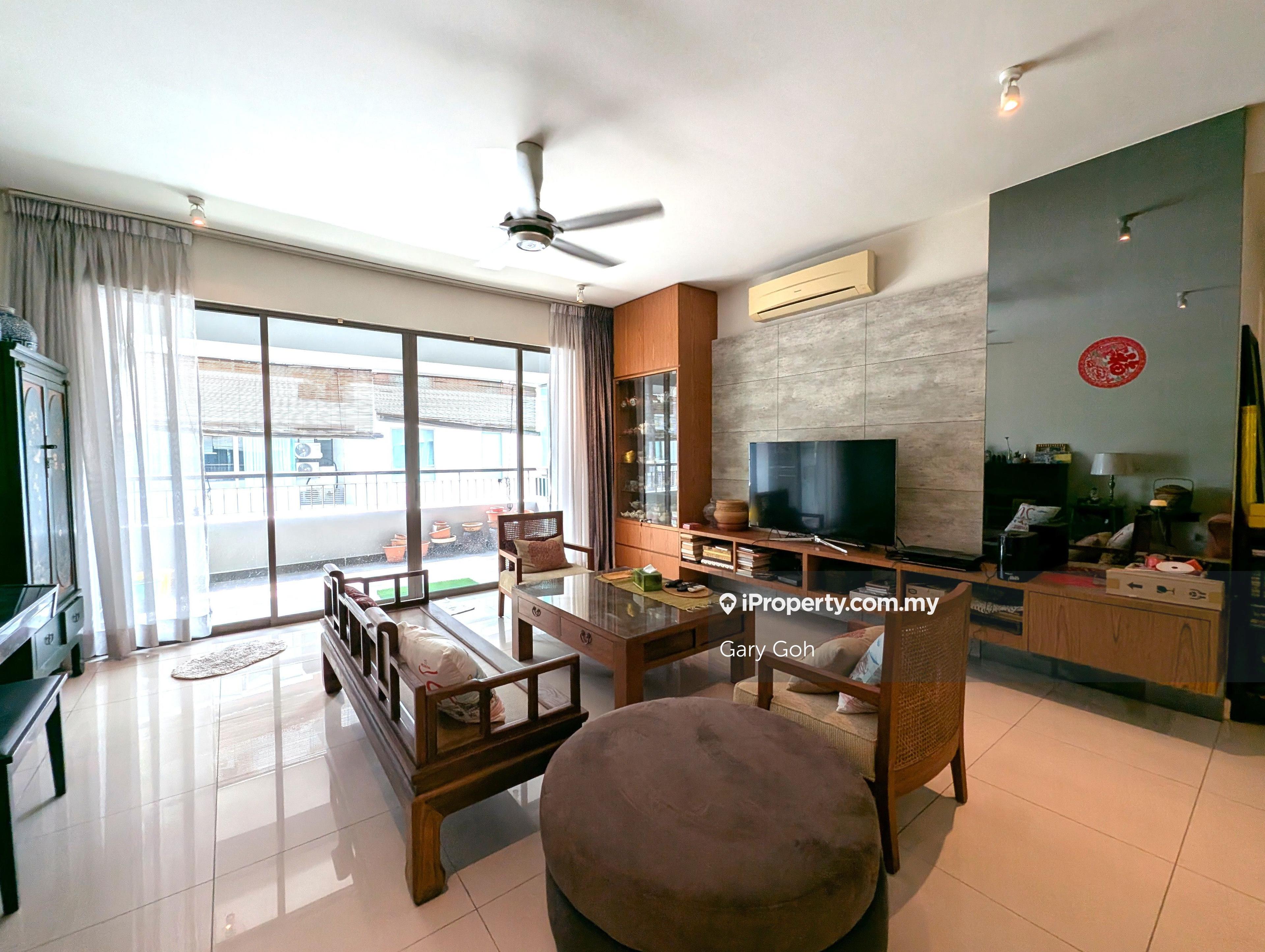 Renovated and well maintain unit