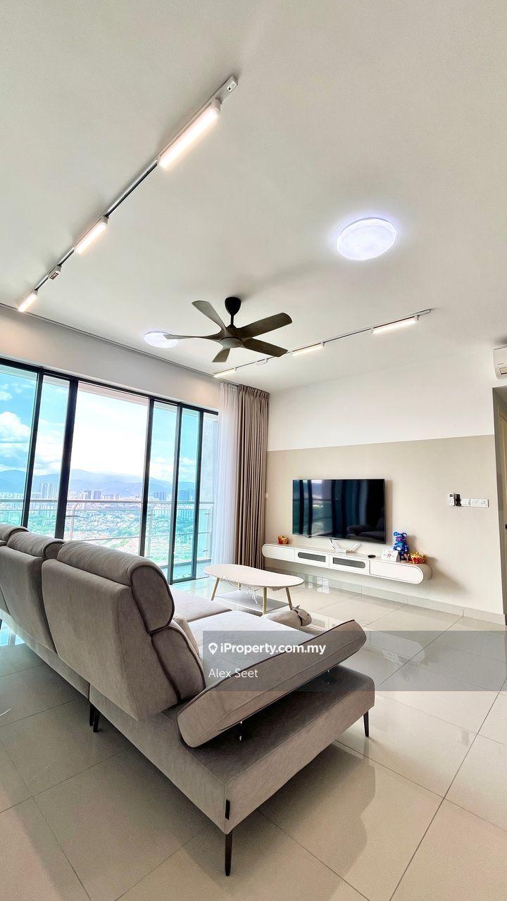 4 bedroom bigger size unit for sale! Well Maintain