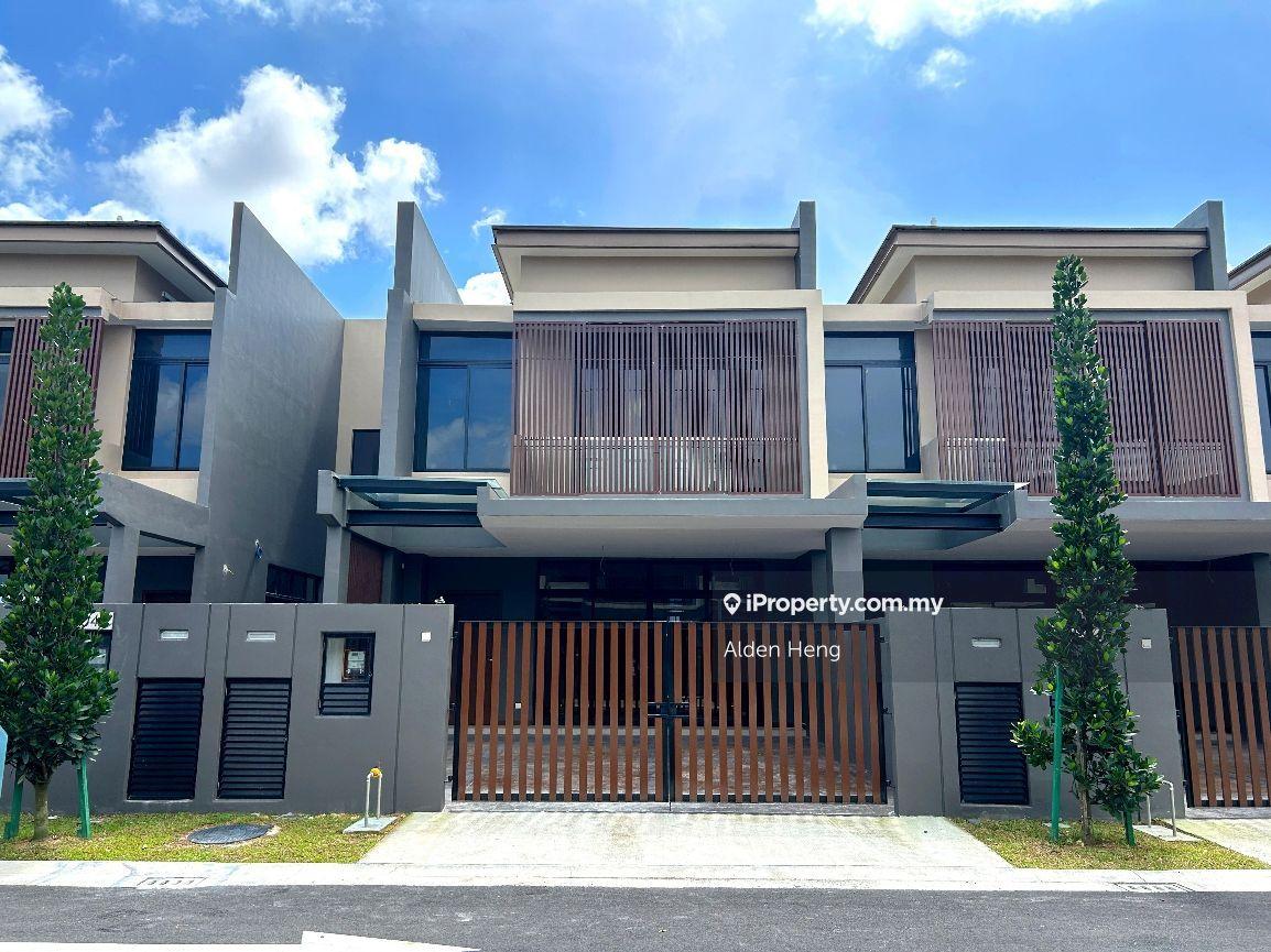 Brand New - Aurora Sentral - Iskandar Puteri - Aurora Resort Villa