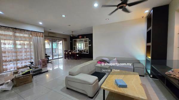 Fully extended Ambang Botanic 1 semi d renovated good condition sale