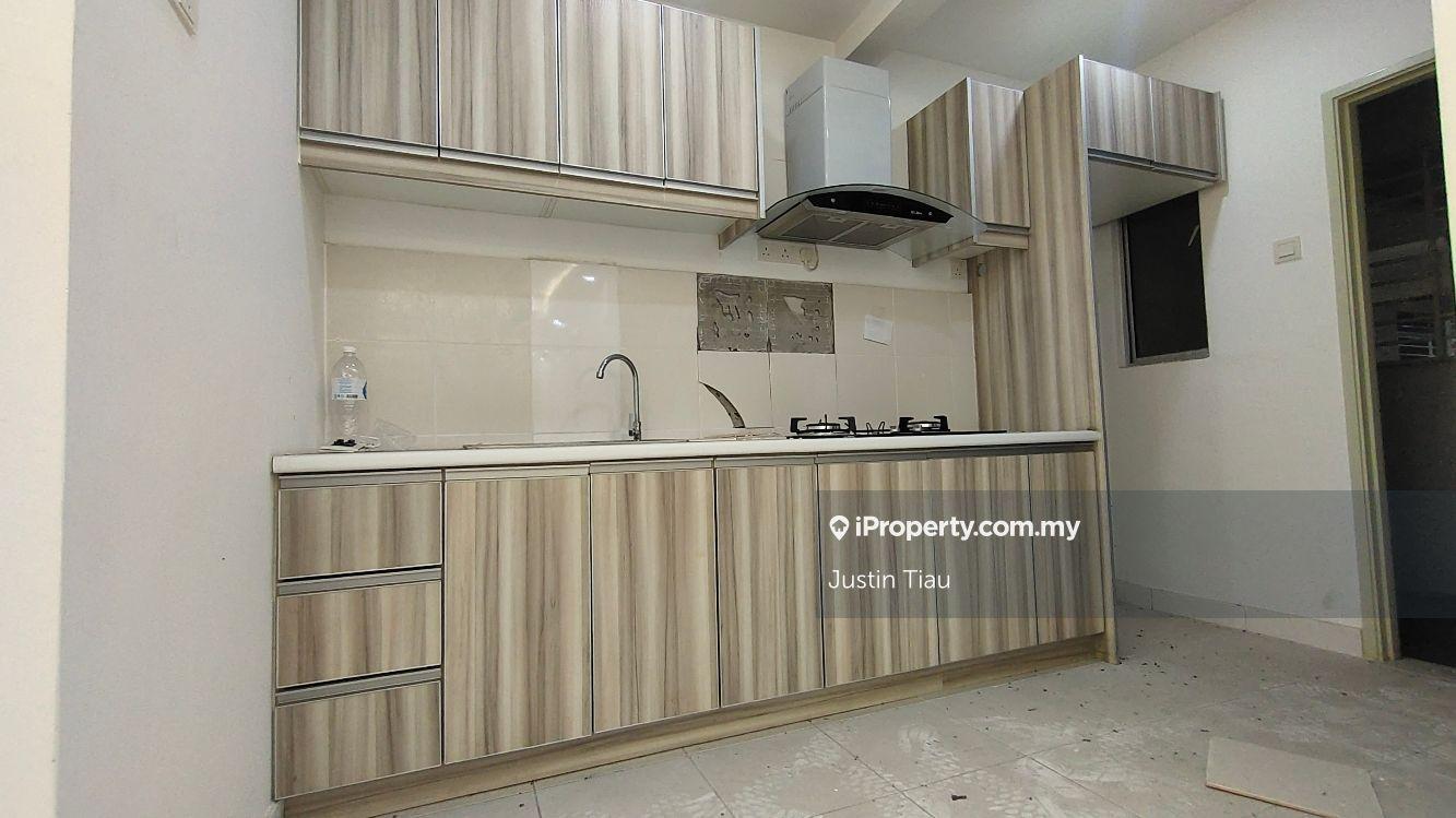 Amara Residence for sell too low price near ktm Batu Caves Gombak