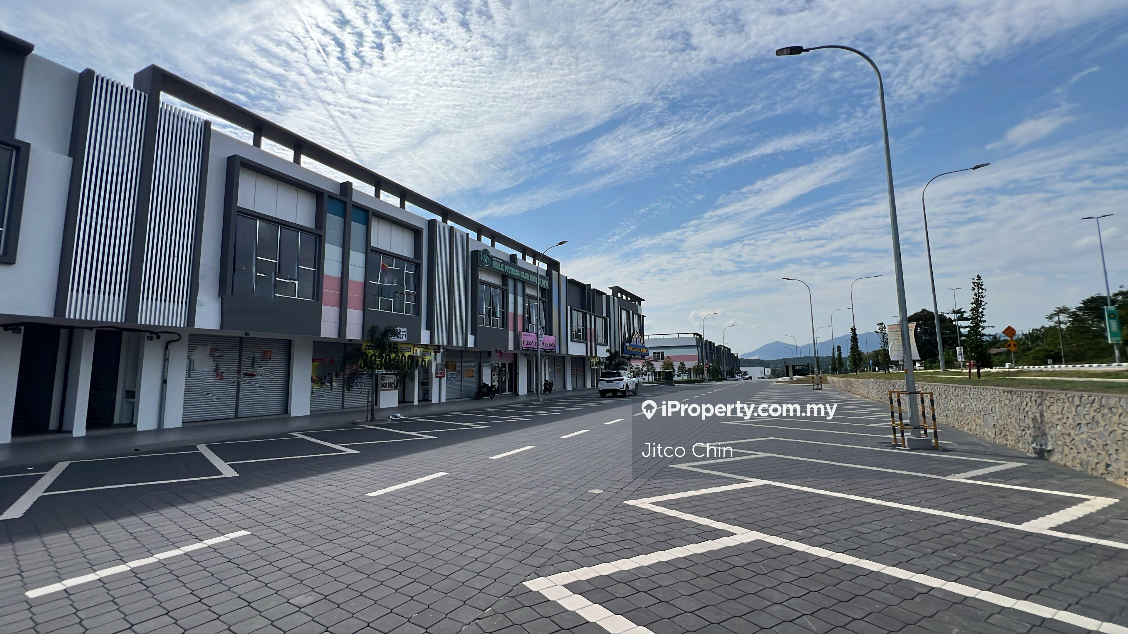 22x75 Main Road New 2 sty shop sales Sendayan Irama, Gadong seremban