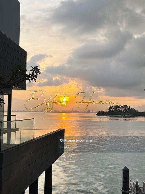 Sea Edge Condo with Breathtaking Sea View