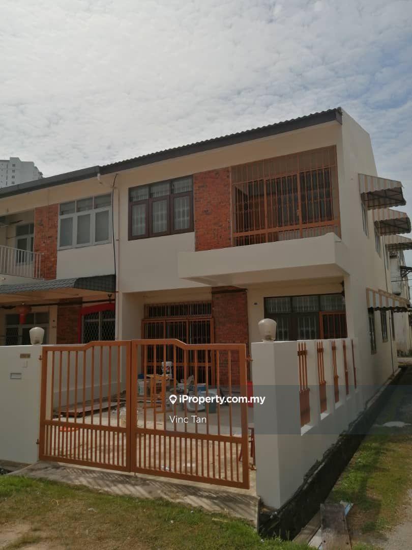 Refurbished Unit at Kampung Lapan