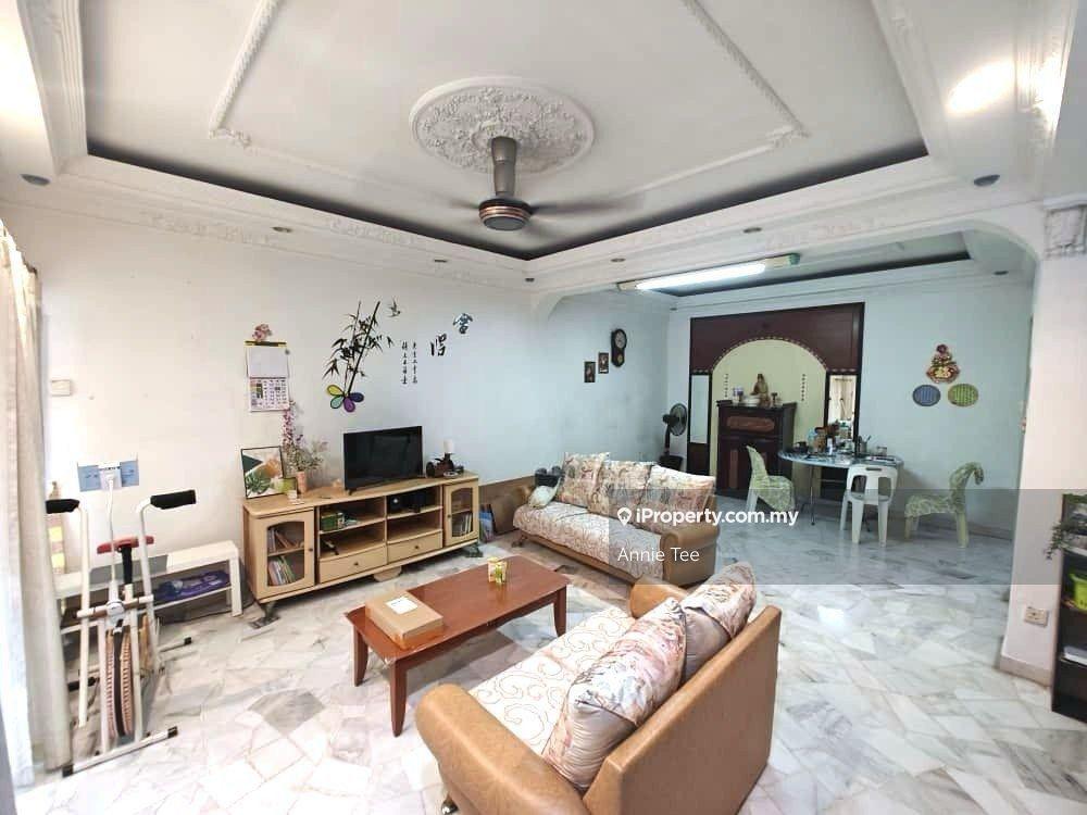 Permas Jaya/ 2 Storey Teres/ 22x70 Intermediate/ Kitchen Extended 