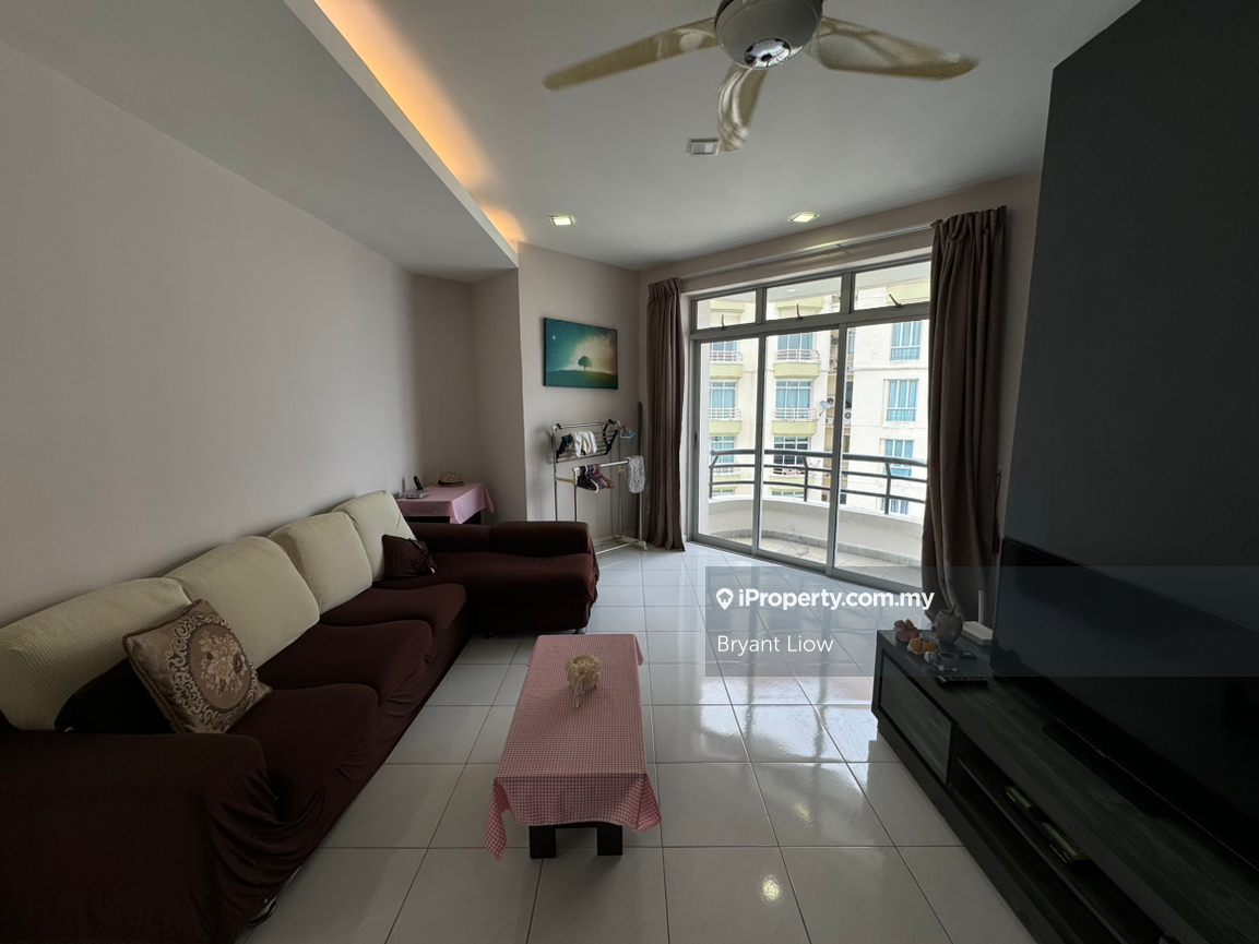 Nice Seaview Condo For Rent