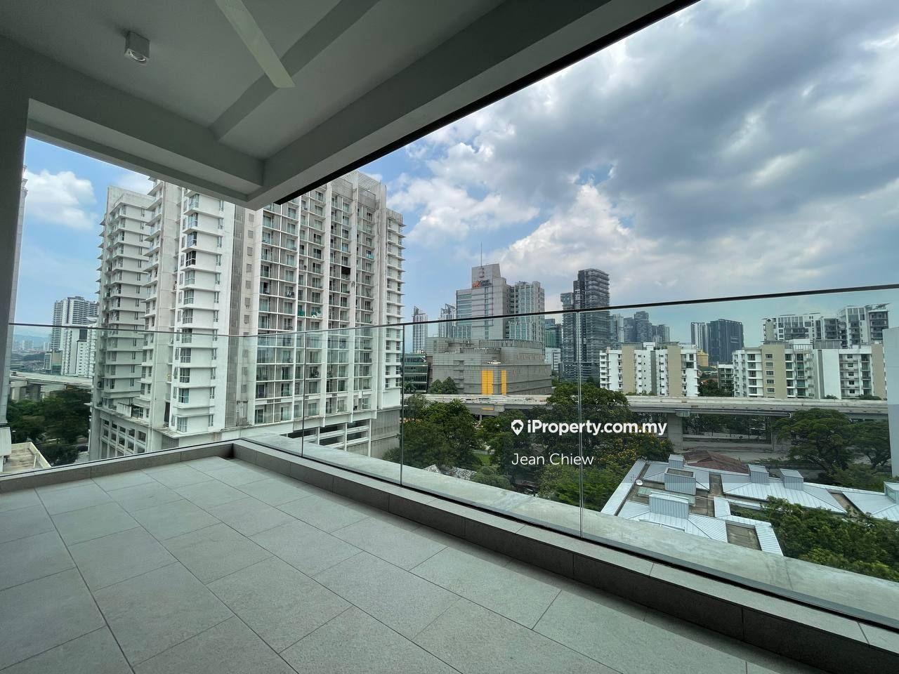 Spacious condo close to Iskl intern. school in Ampang Hilir enclave