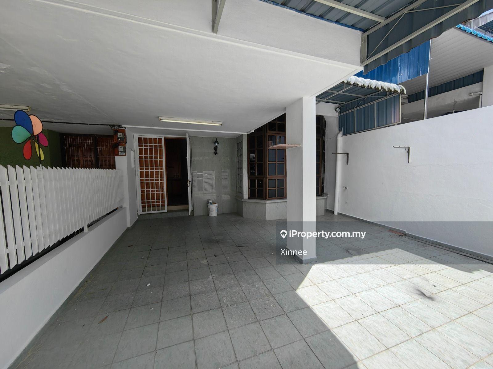 Cangkat Delima 2 Storey Terrace Split Level Unit 1800sf Unfurnished 