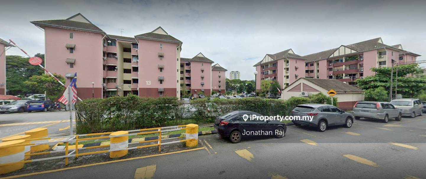Cheap, Big And In A Great Location