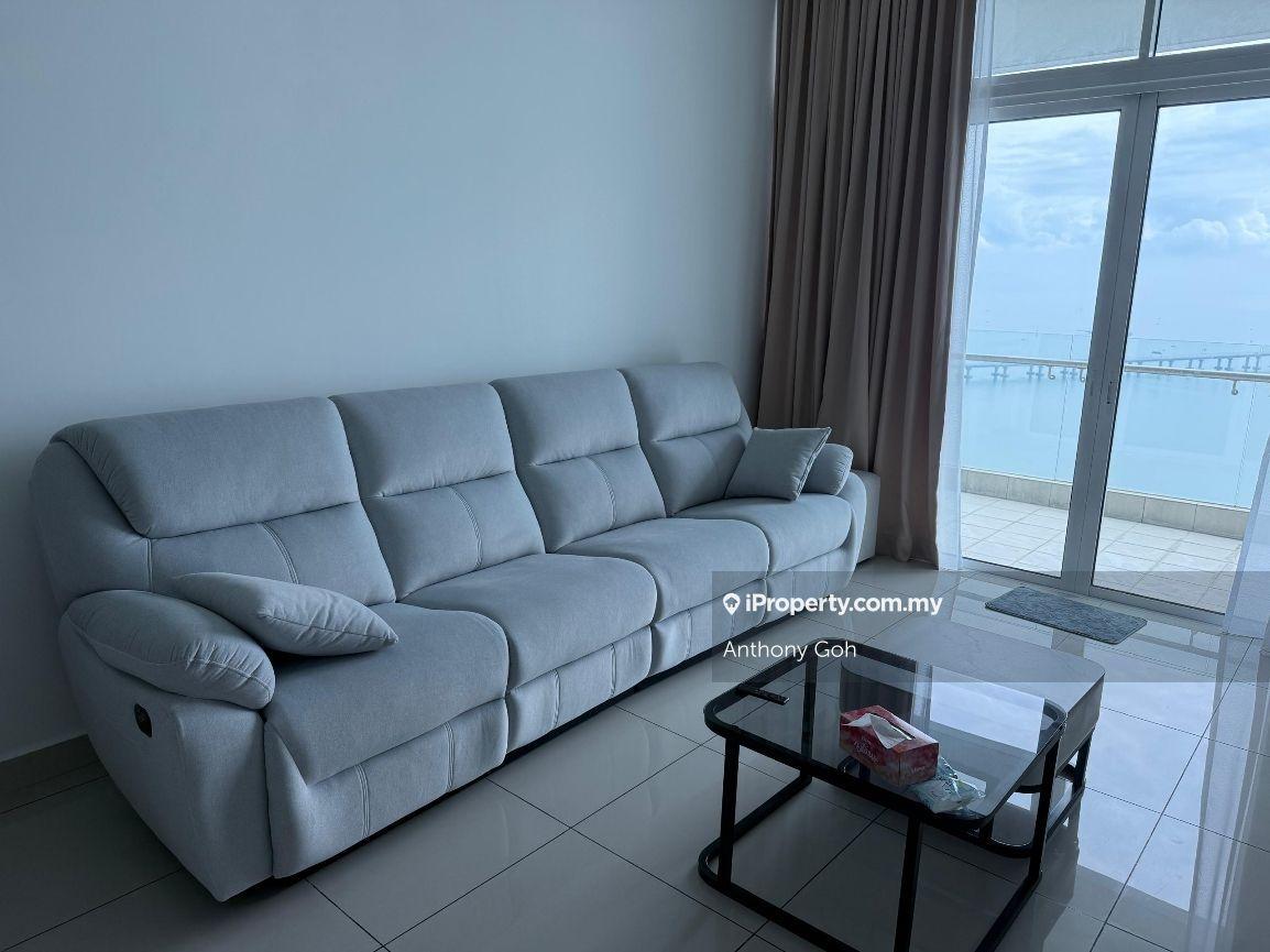 Southbay Plaza Condo Brand new furniture 3 Car park