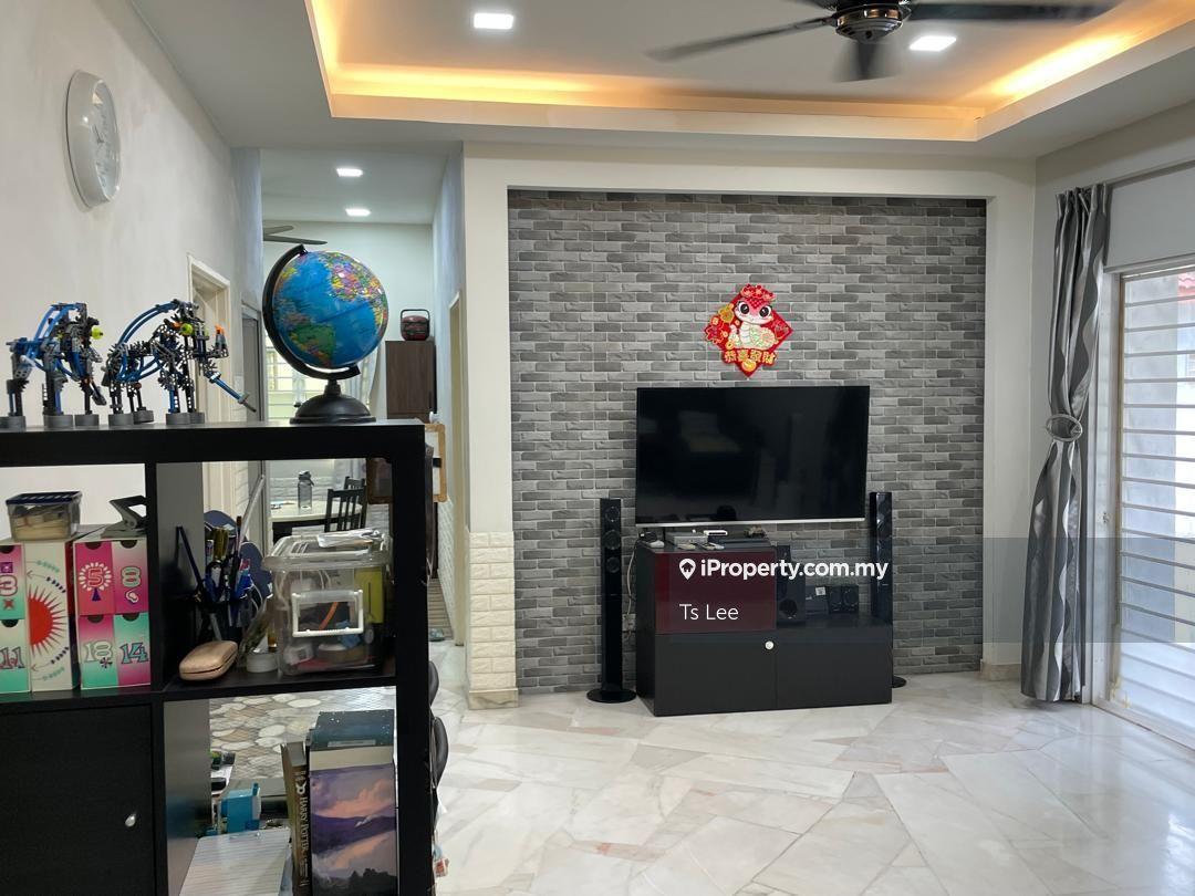 Bandar Bukit Raja Corner House For Sales