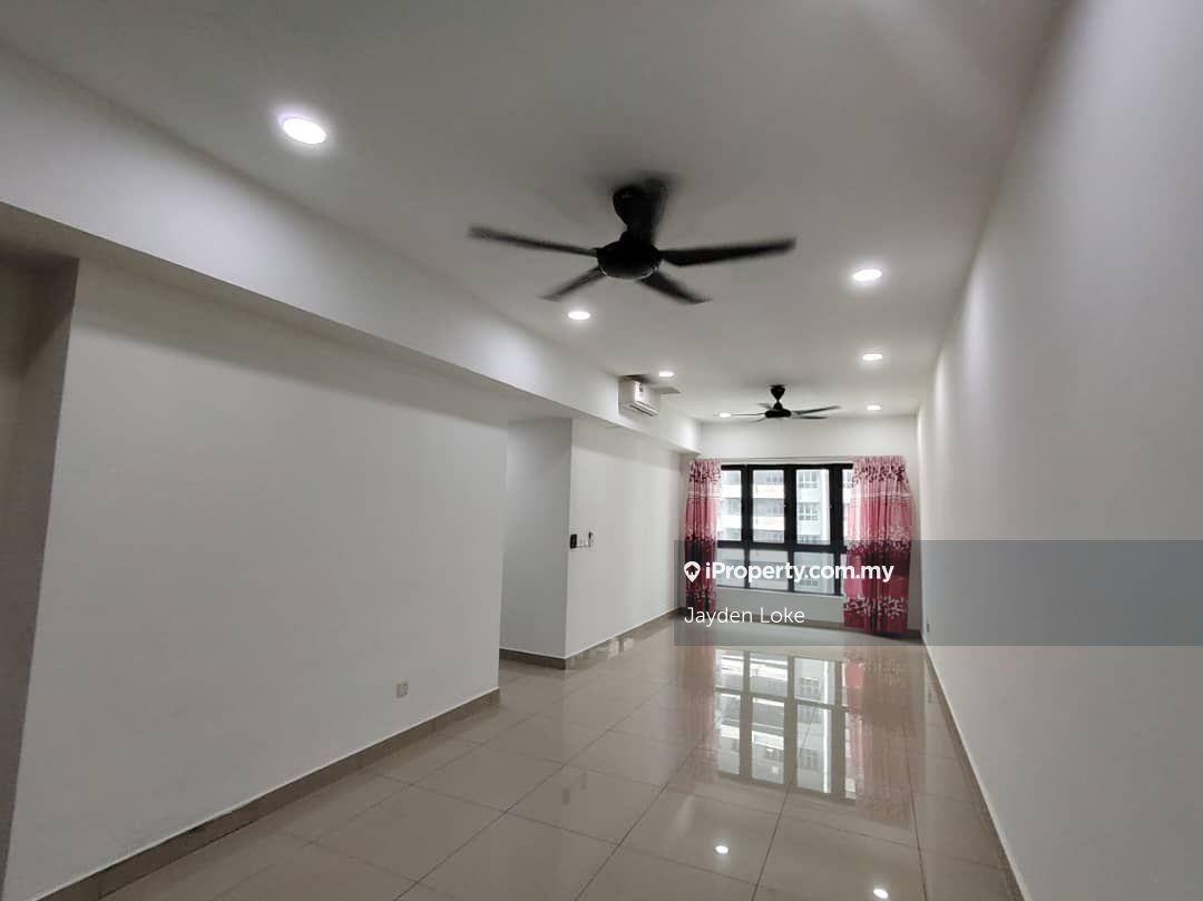 M Centura Condo 3 Bedrooms 2 Bathrooms partially furnished for rent