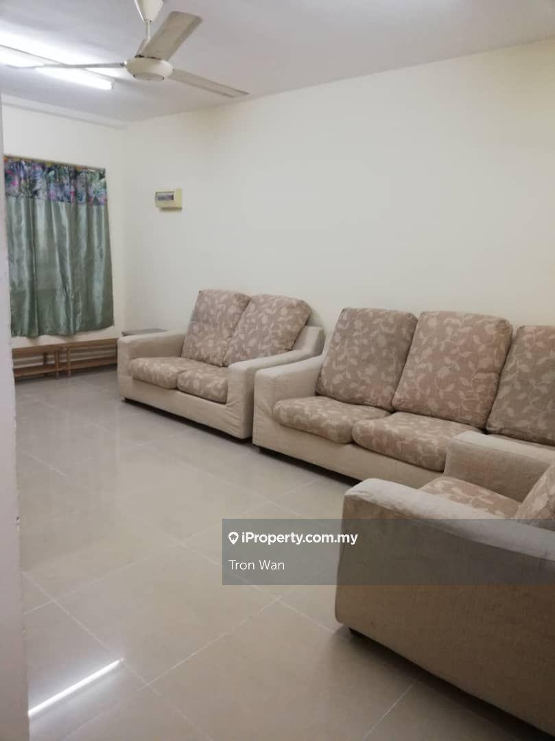 Nice Apartment Corner Unit at Strategic Location (Below Market Value)
