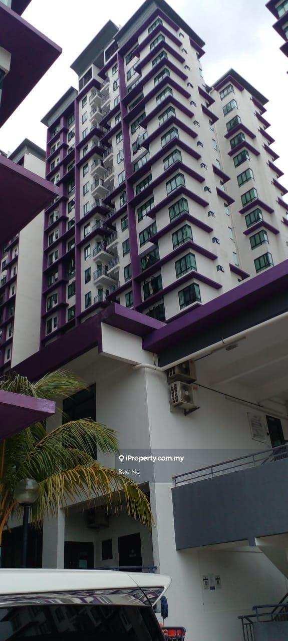 The Height Condo 2r2b fully furnished high level unit for sale