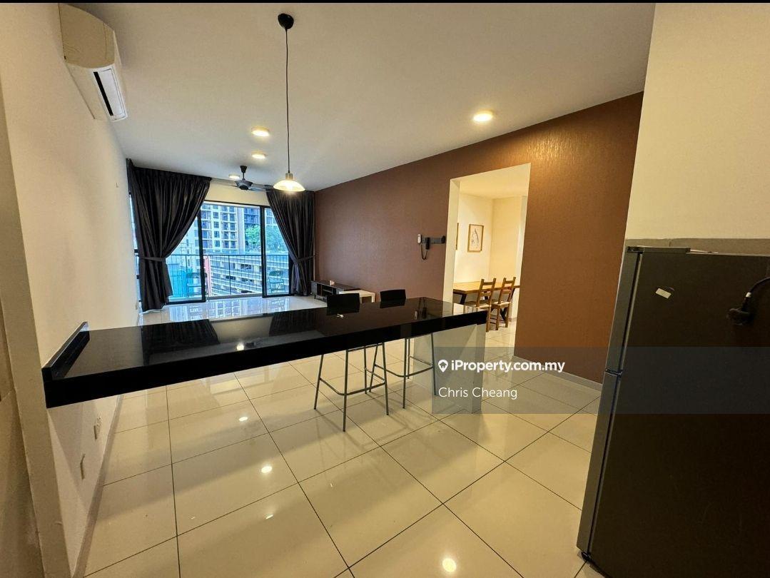 Fully Furnished super clean unit