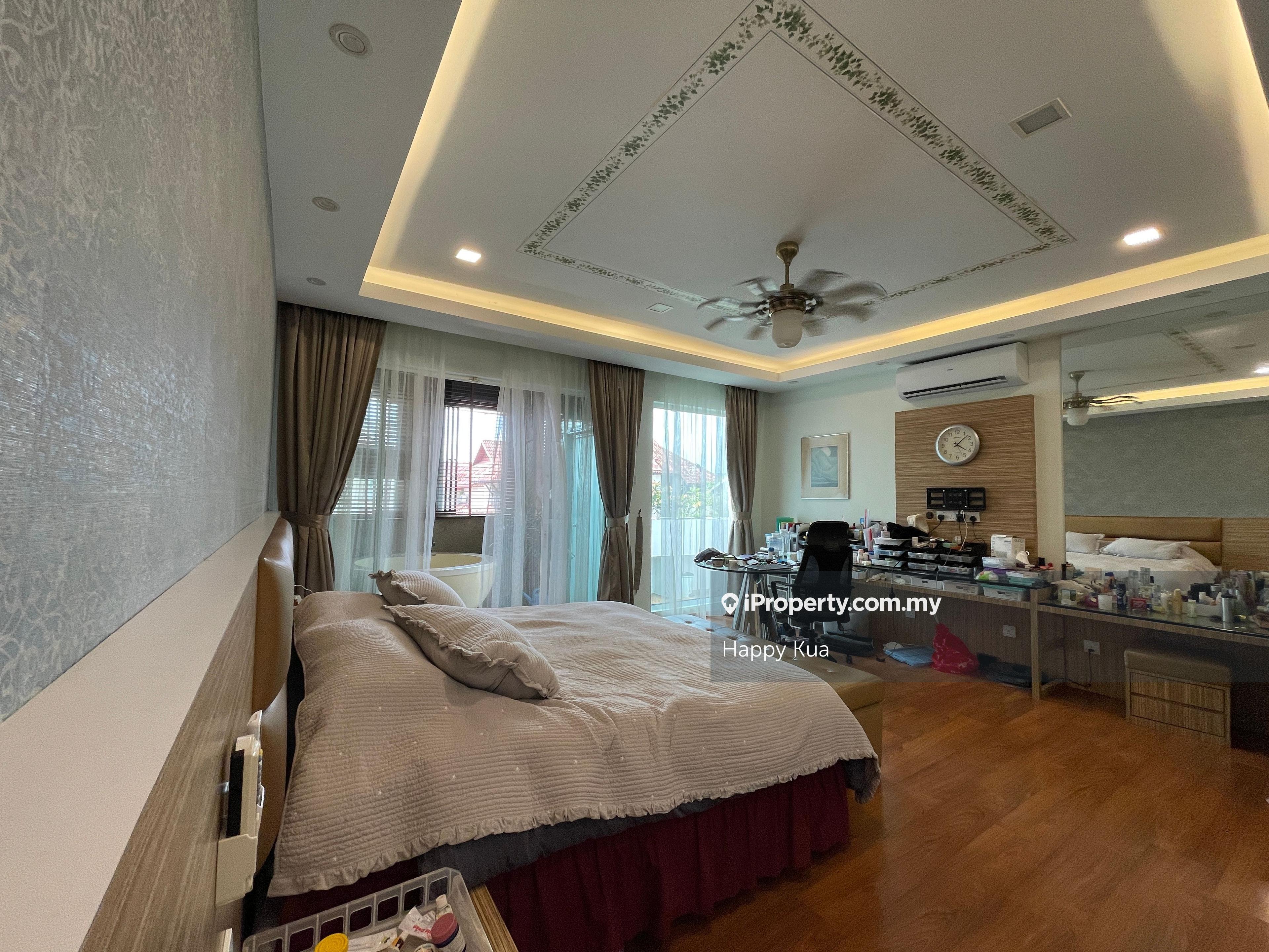 Semi-D house for Sale