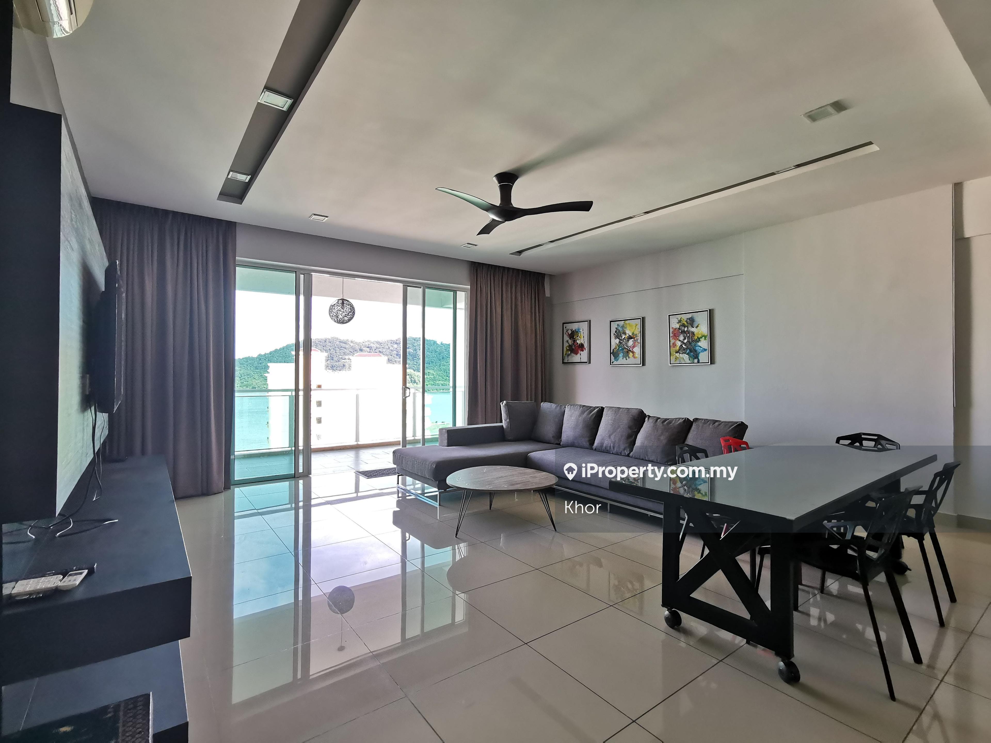 Summerton Luxury Serviced Residence with Fully Renovated and Furnished