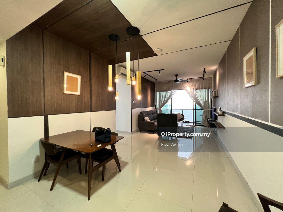 2 Bedroom unit Nice Unit Low Density Condominium at Bora Residences 