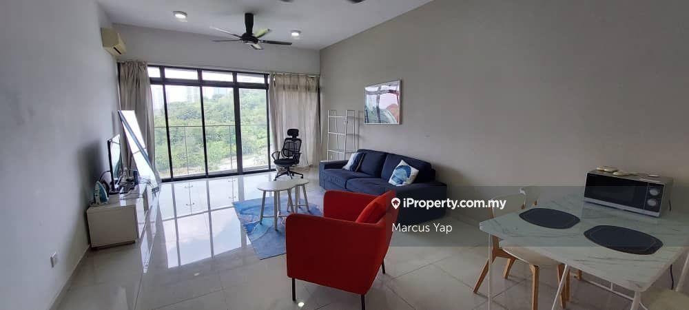Subsales unit for below market value in mirage by the lake