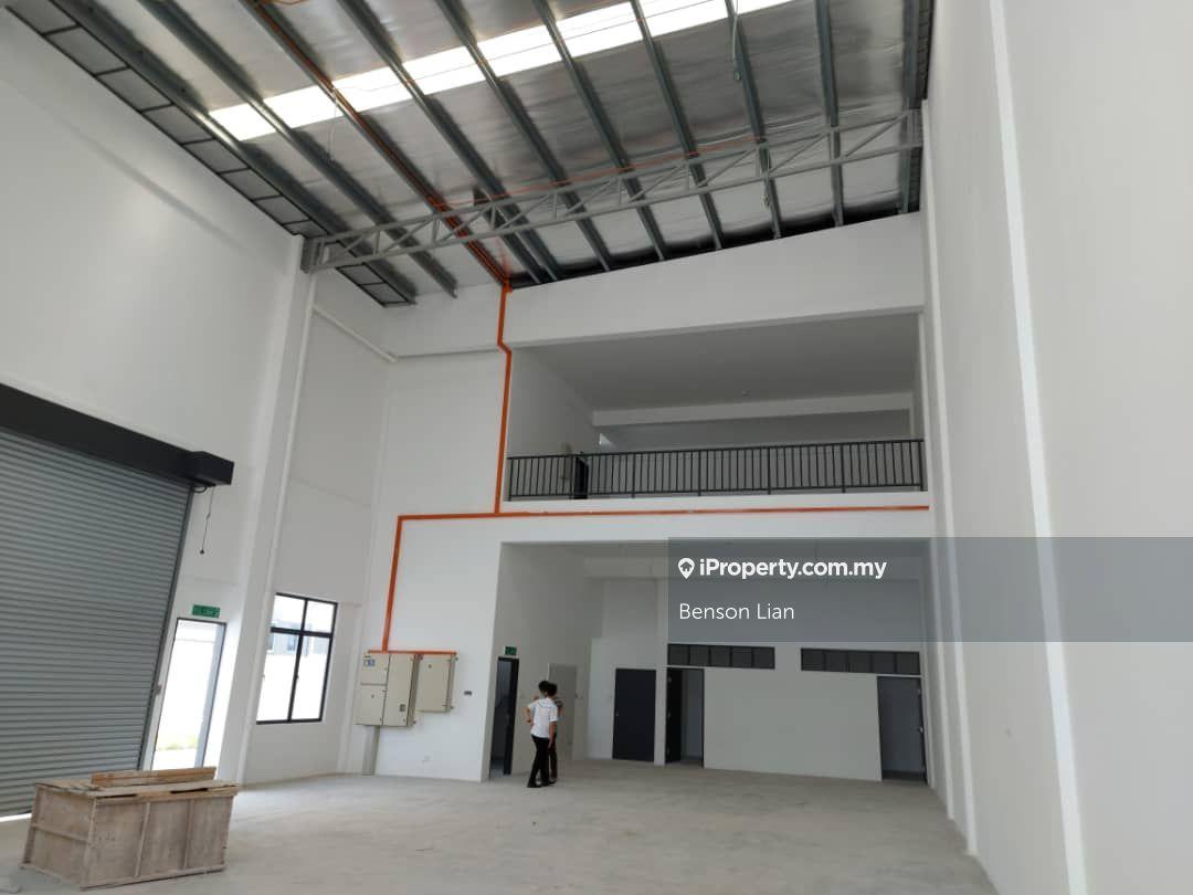 Corner Cluster Factory Eco Business Park V East Gate, Puncak Alam
