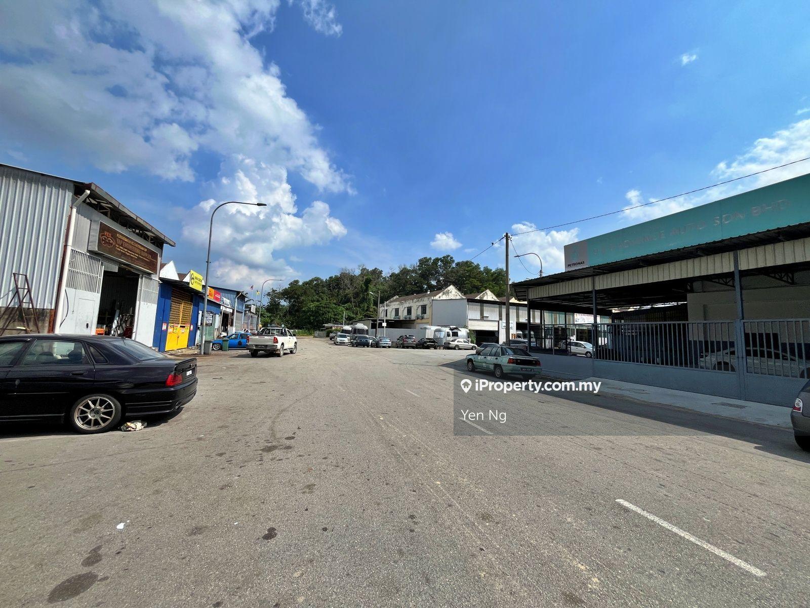 1.5 Storey Terrace Factory for Rent in Nilai 7, Taman Semarak, Nilai