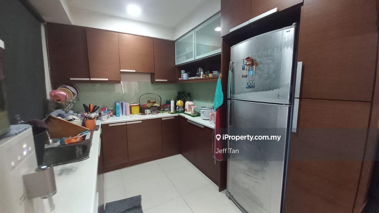 Freehold condo fully furnished for sale