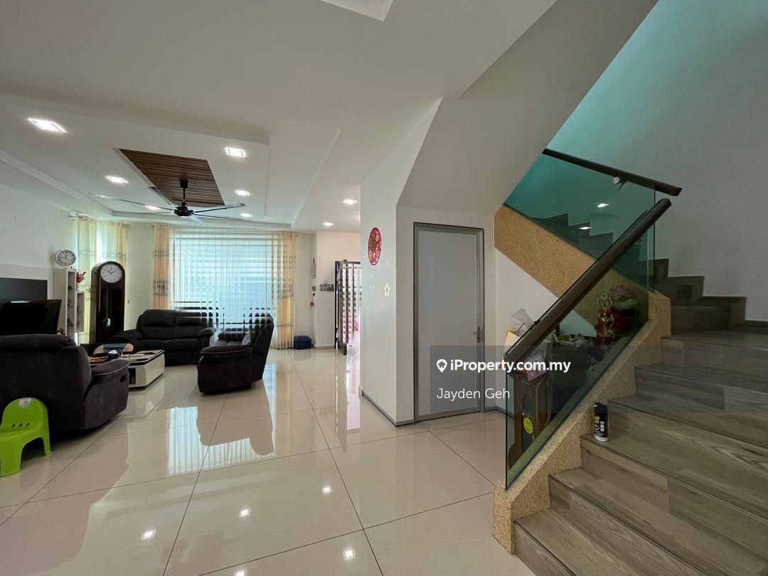 Renovated & Partially Furnished, 2 Storey Semi D, For Sale