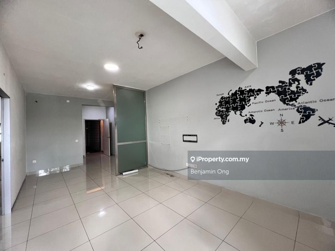 Perling Heights Apartment Studio For Sale