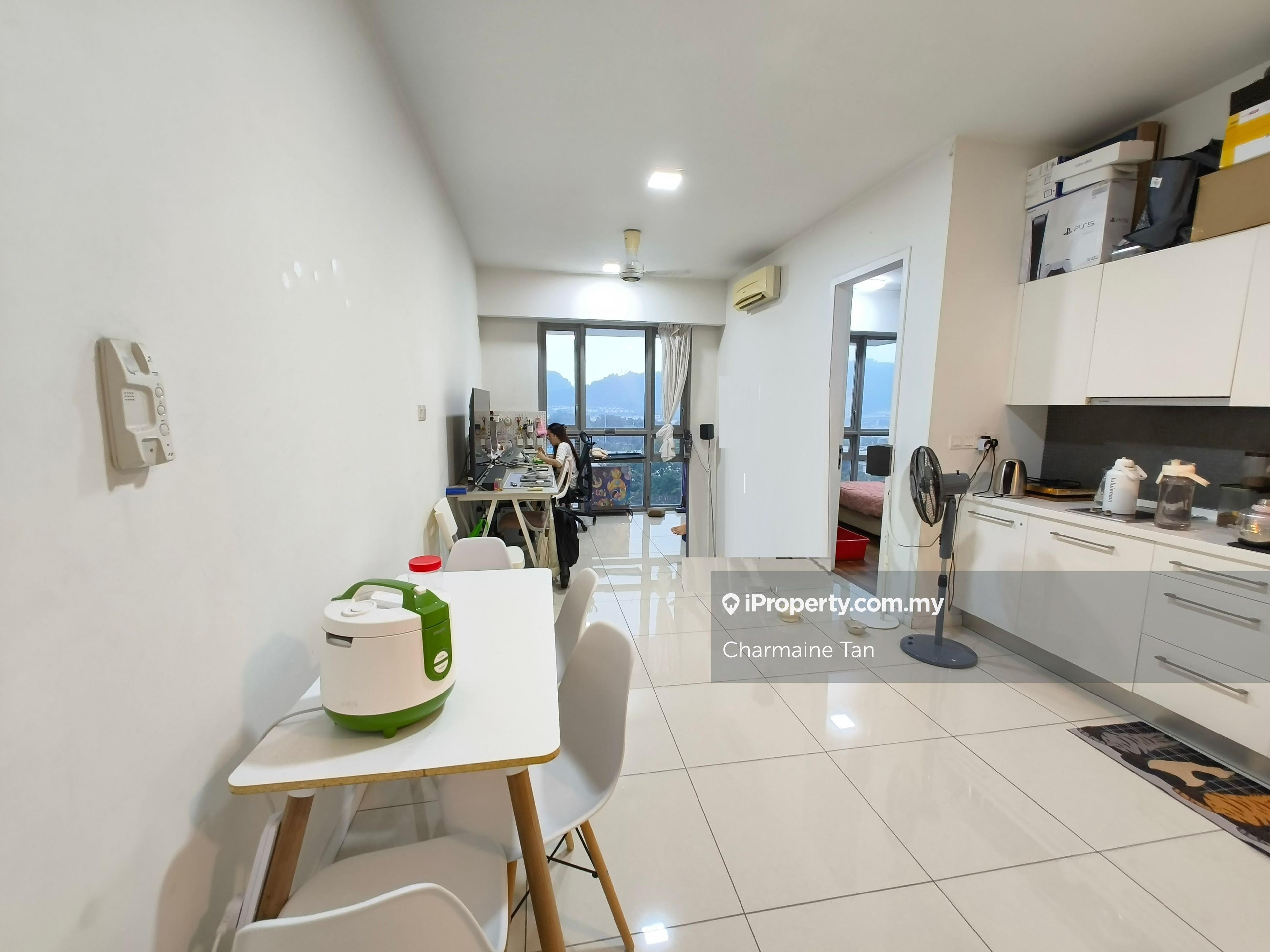 Cascades 15mins walk to giza MRT giant furnished hot area ROI above 4%