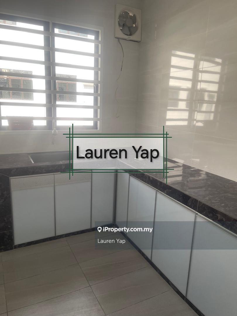Partially Single Storey Bandar Botani Parkland Bemban Jasin For Rent