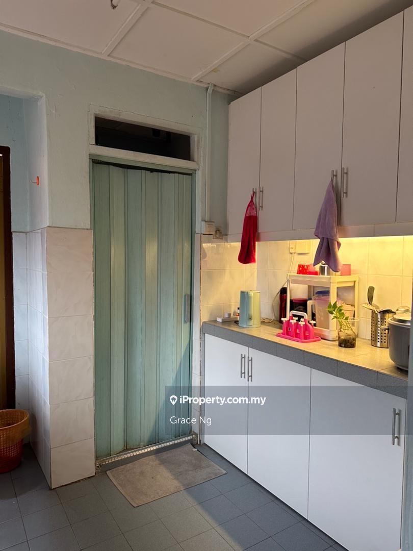 Sri Cemara Flat @ Sri Damansara for Rent