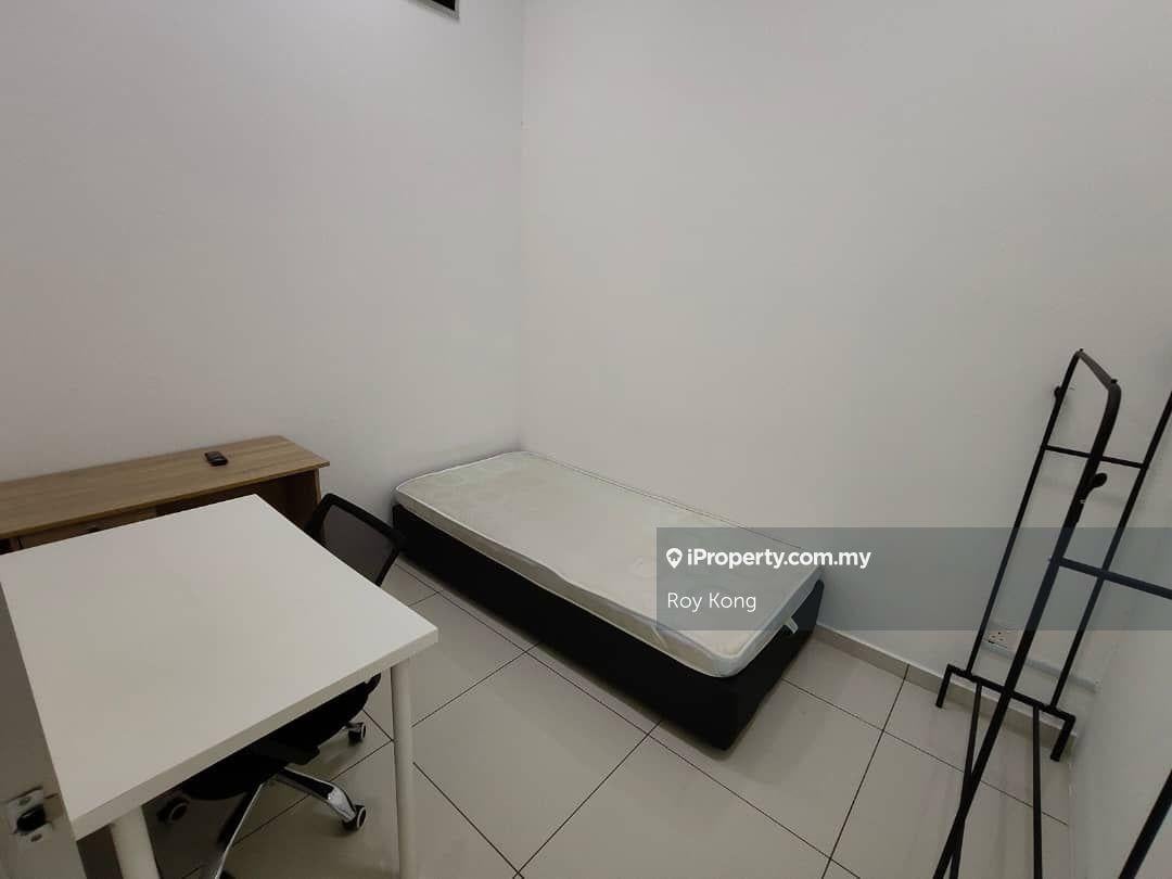 The Cruise Puchong Bandar Puteri Female Room For Rent