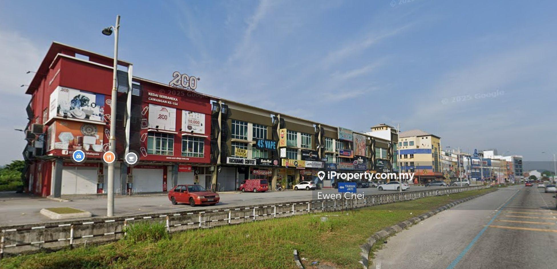 Pusat Perniagaan Reef 2sty End Lot Shop Facing Main Road Bandar Rawang