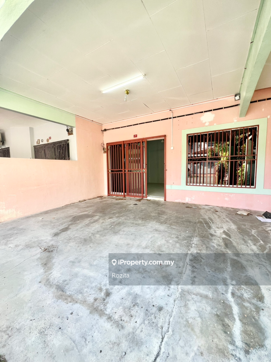 Single Storey Taman Arowana Seremban 2