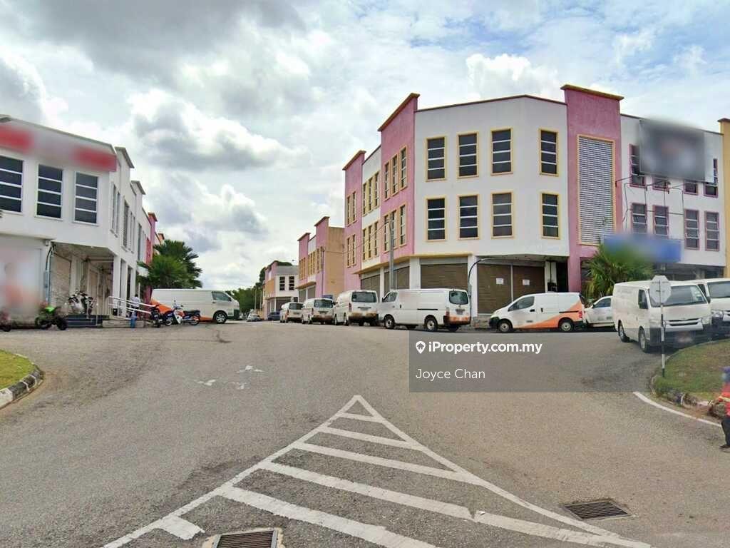 Freehold 3 Storey Shop Office - Taman Bukit Keramat, Mentakab, Pahang