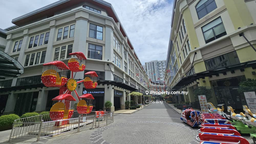 Freehold ROI 4.8% Plaza Arkadia, Desa Park City