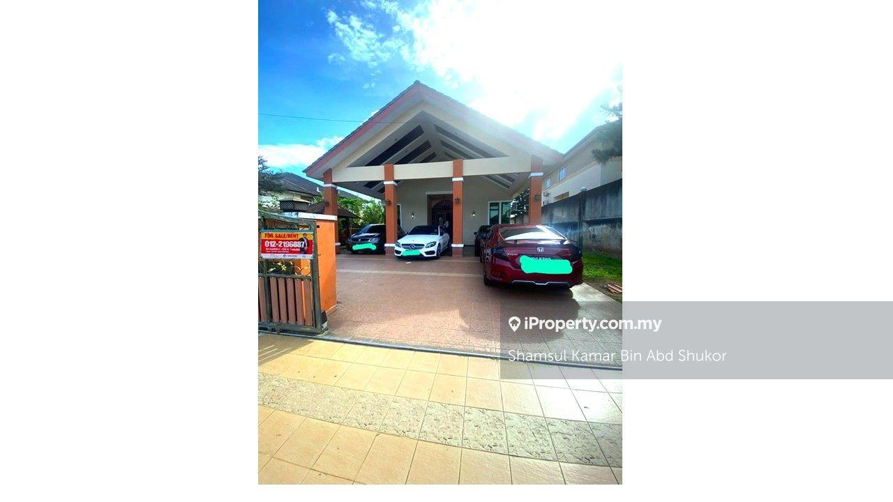 Bungalow 1.5-sty, Lavender Heights, Senawang