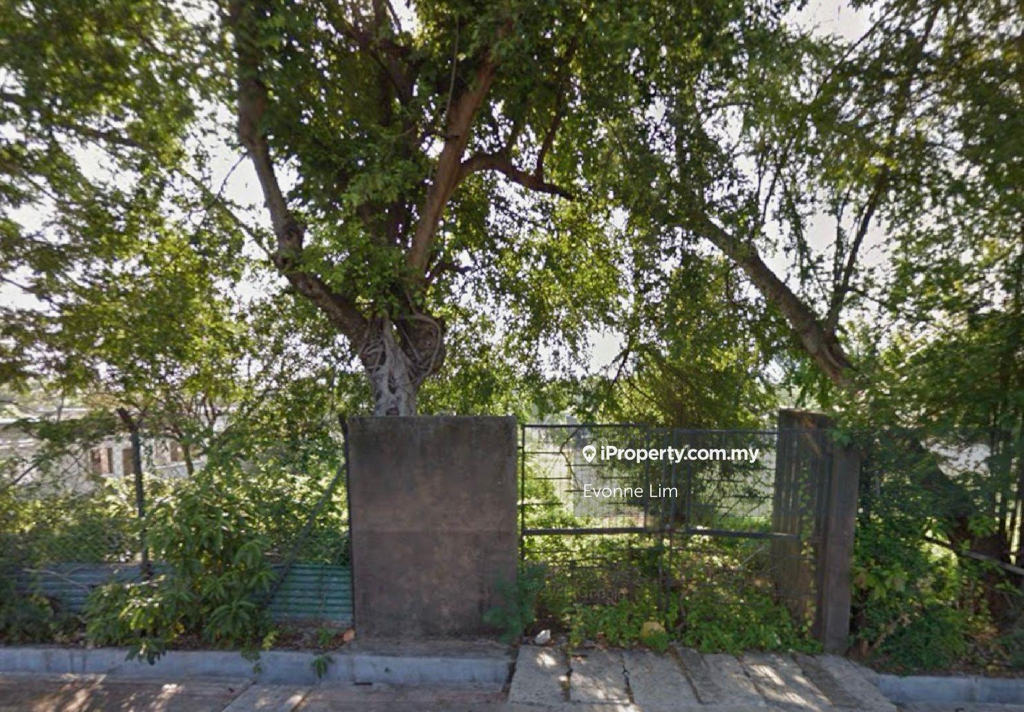 Bungalow Lot @ Minden Heights for Sale