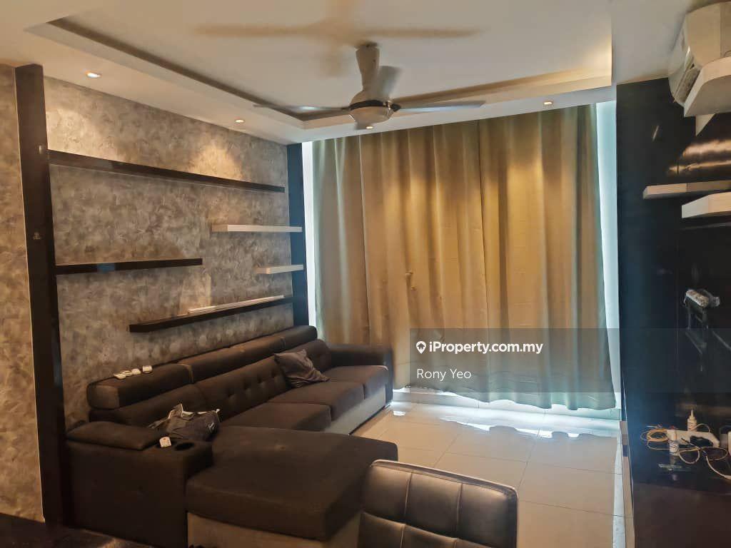 3 Elements Partial Furnished Fully Aircond 705sqft Renovated For Rent 