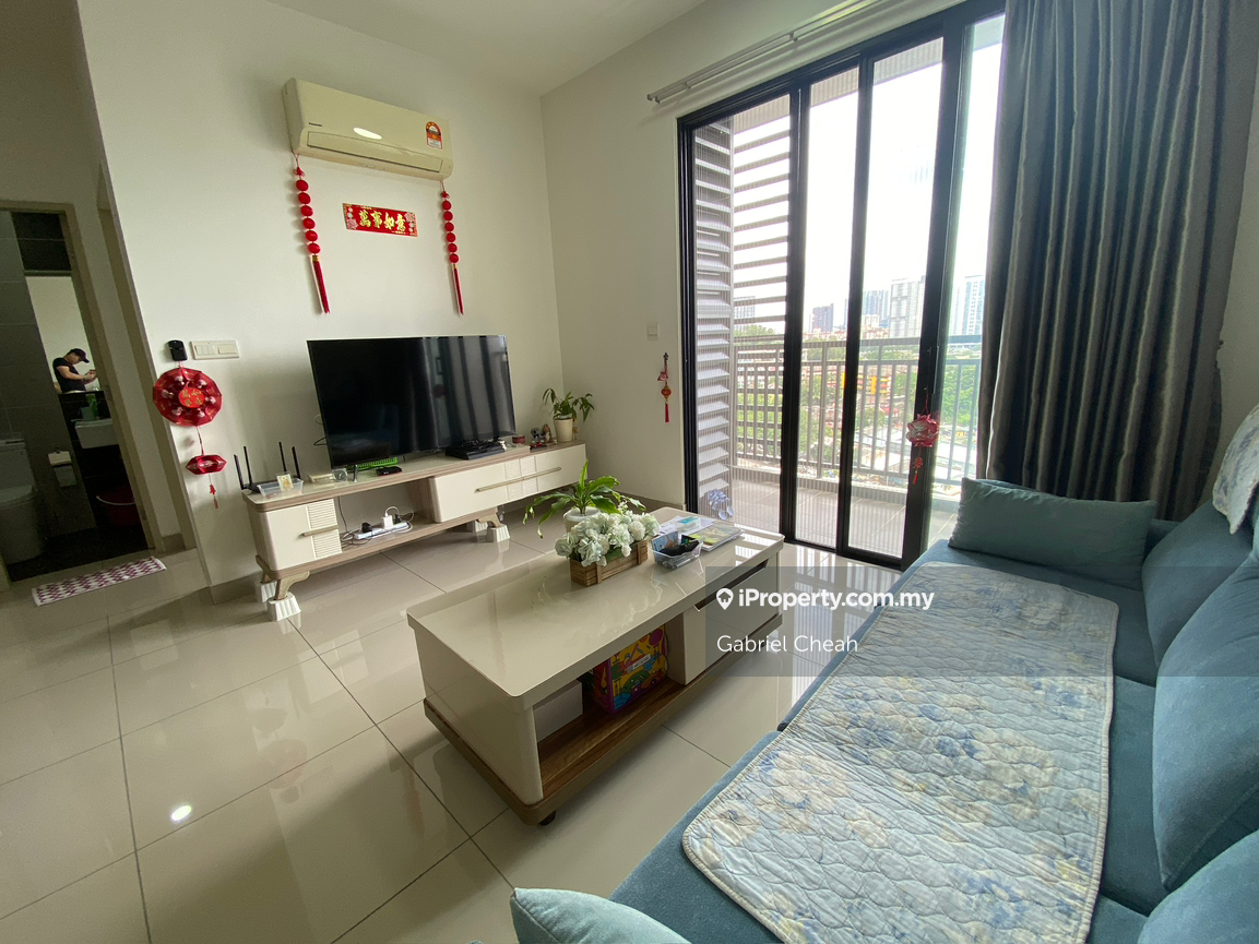 Nice renovation unit for sale !