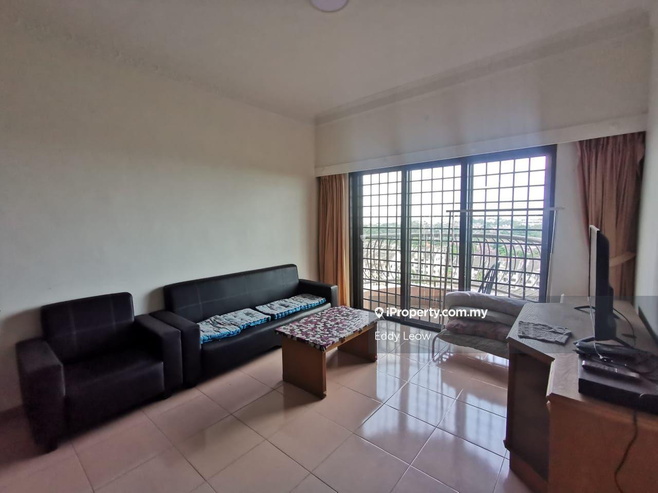 Selat Horizon Condo For Rent