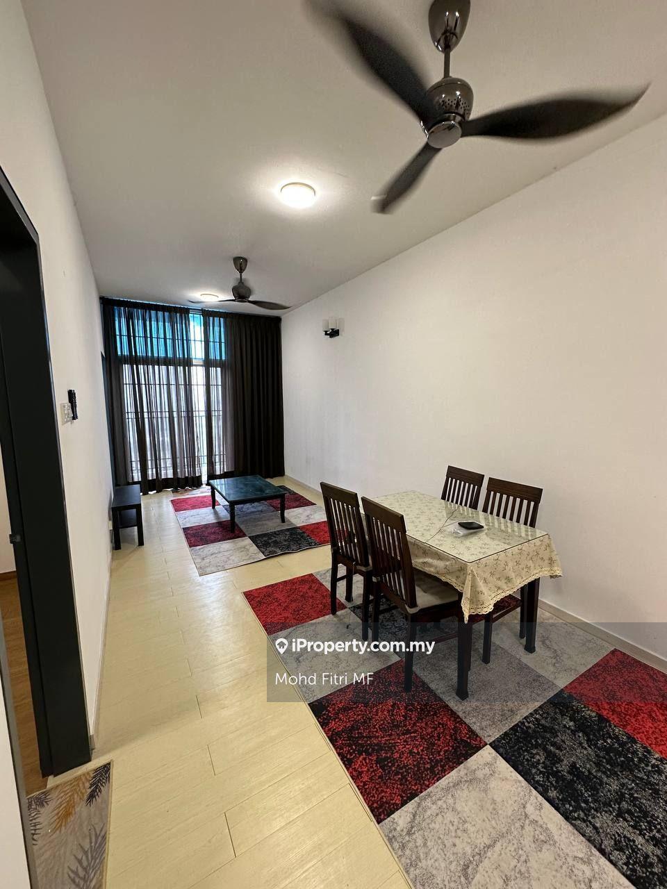 Prima Lakefront Cyberjaya ( Semi Furnished )