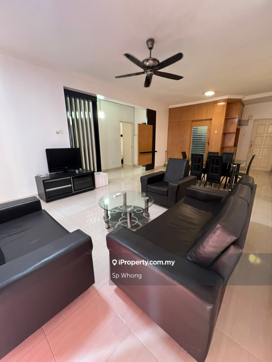 Well renovated with furnished, corner unit, low floor